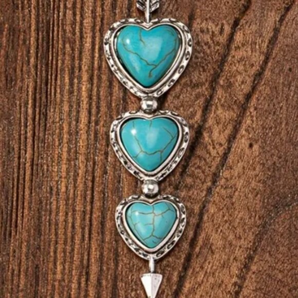 Bohemian Heart Natural Arrow - Blue Turquoise & Electro-Plated Silver Necklace - Picture 3 of 5